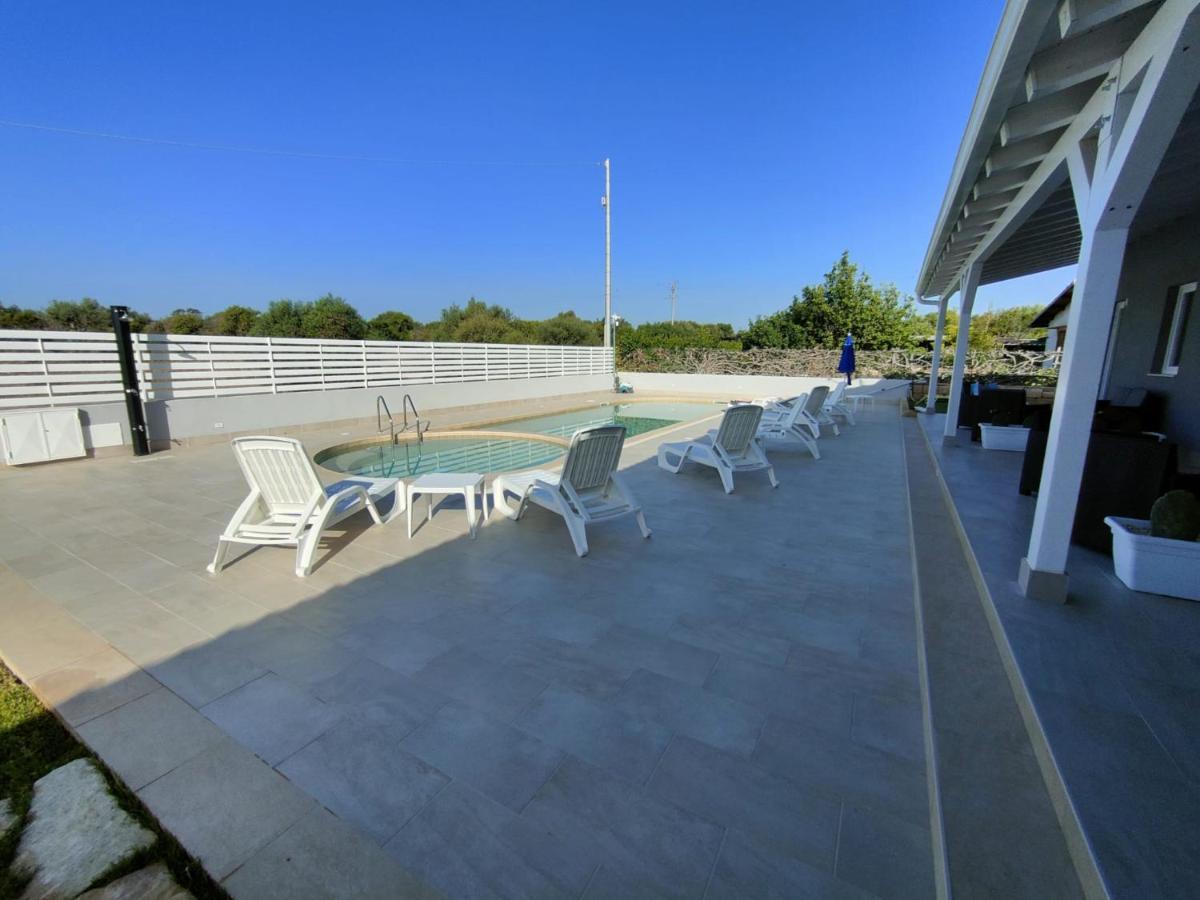 Perladelmare Aparthotel Avola Exterior photo