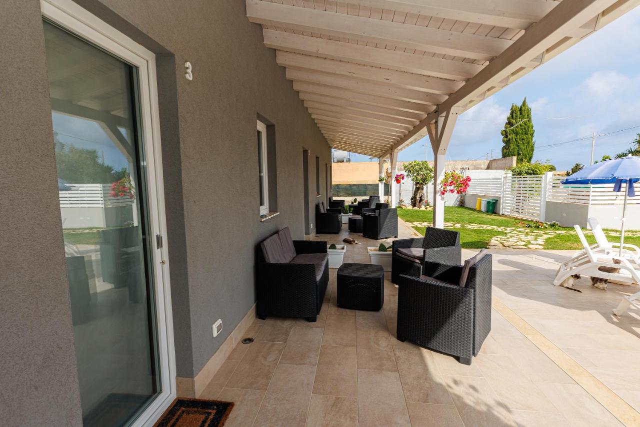 Perladelmare Aparthotel Avola Exterior photo